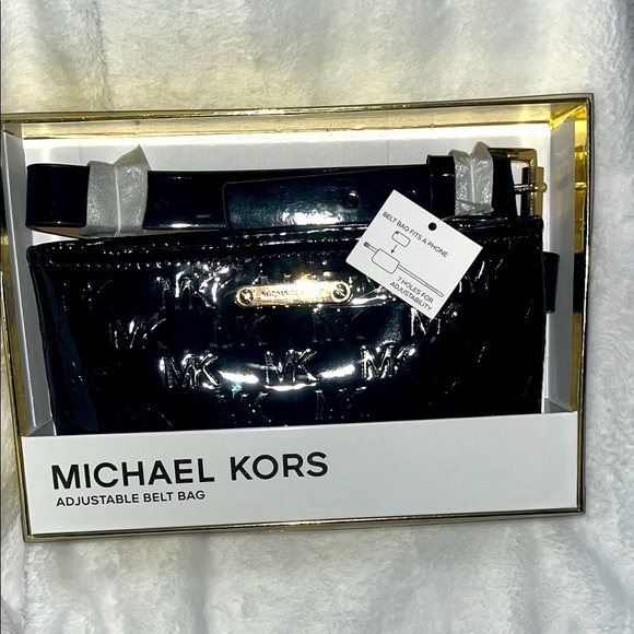 Michael Kors Black Belt Bag Embossed Patent Leather NWT - Picture 1 of 6